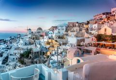 Selene, Santorini