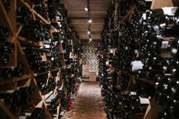 Hotel La Perla — Mahatma Wine Cellar, a long tunnel of 30,000 bottles