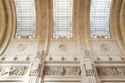 Milano Centrale grand hall, Liberty-era stonework