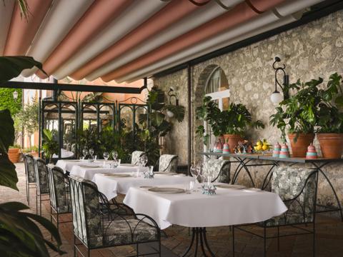 Rossellinis at Palazzo Avino