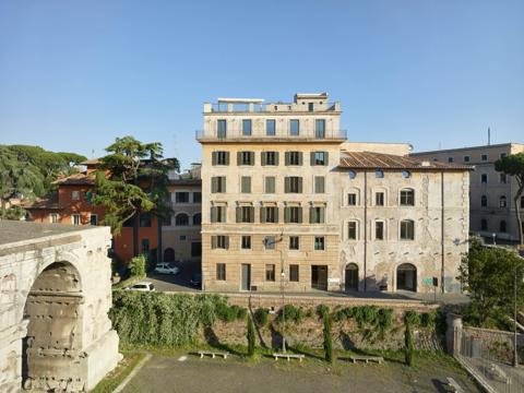 Rhinoceros Roma — photo 2